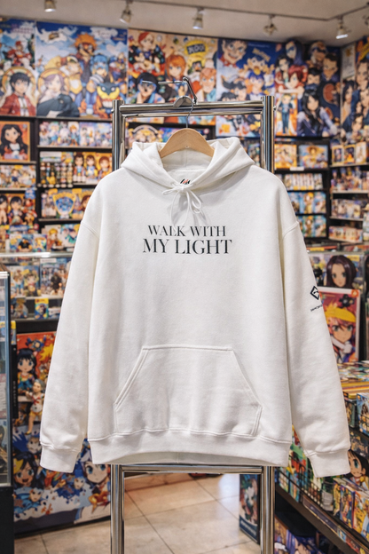 Sweat à capuche blanc – WALK WITH MY LIGHT